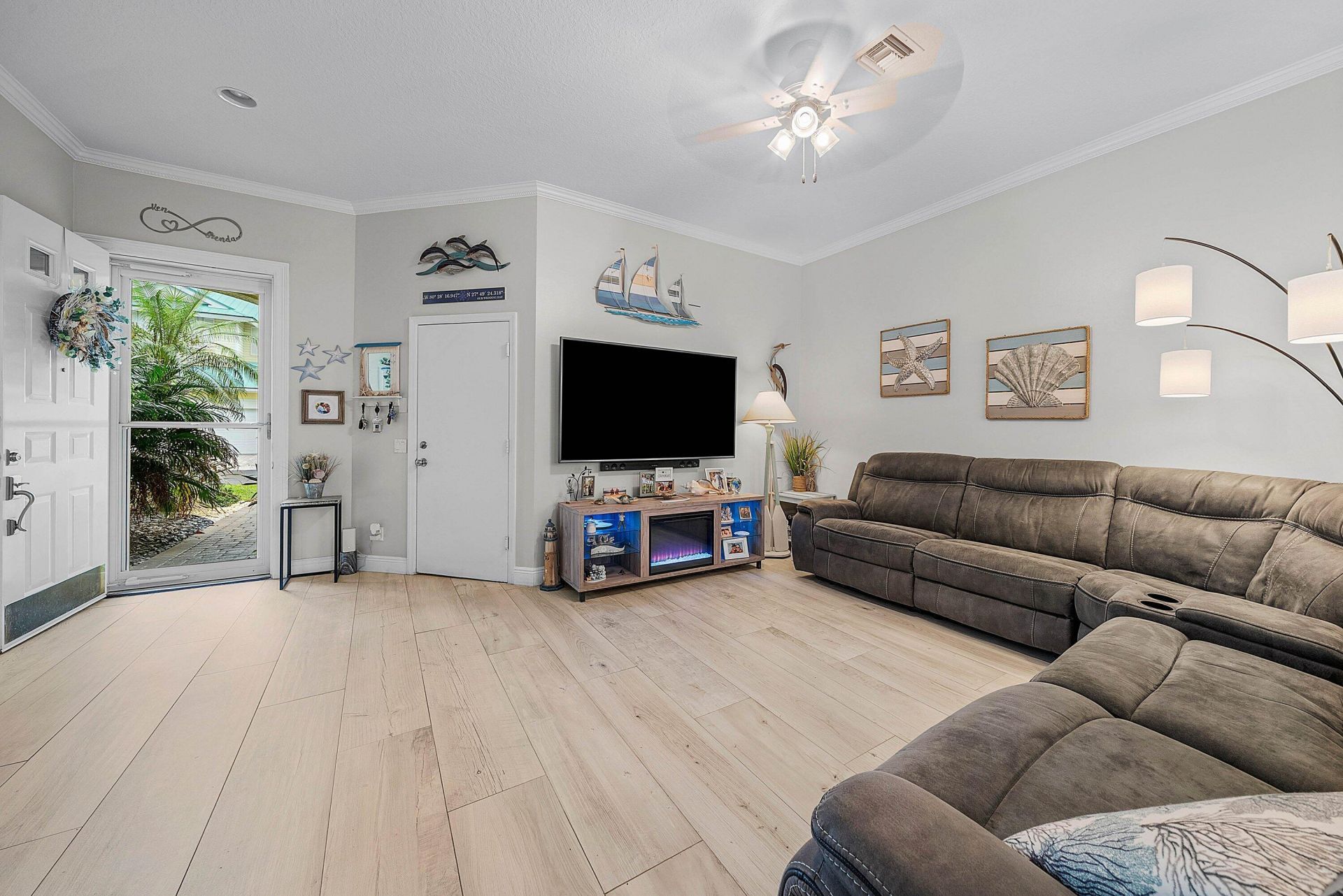 166 Barefoot Cove, Hypoluxo, FL 33462 Photo