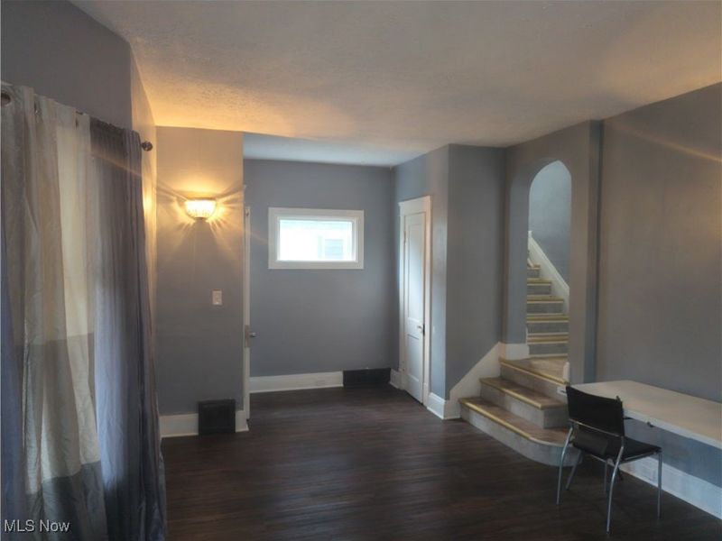 9108 Kempton Avenue, Cleveland, OH 44108 Photo 6
