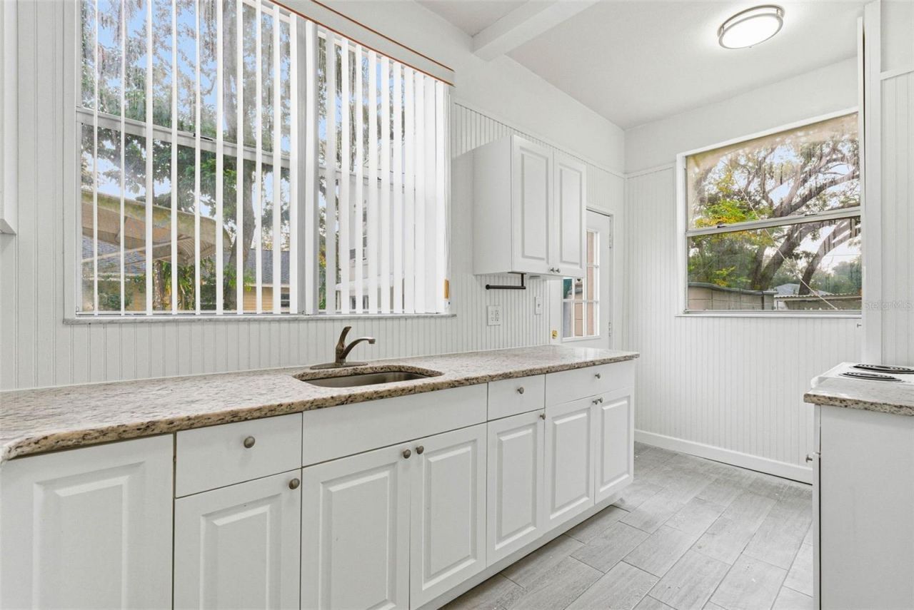 1706 4th Avenue E, Bradenton, FL 34208 Photo