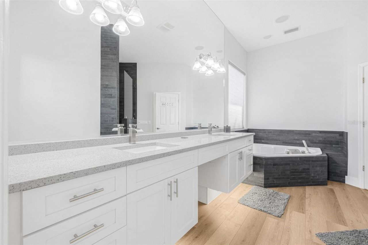 4612 Barracuda Drive, Bradenton, FL 34208 Photo