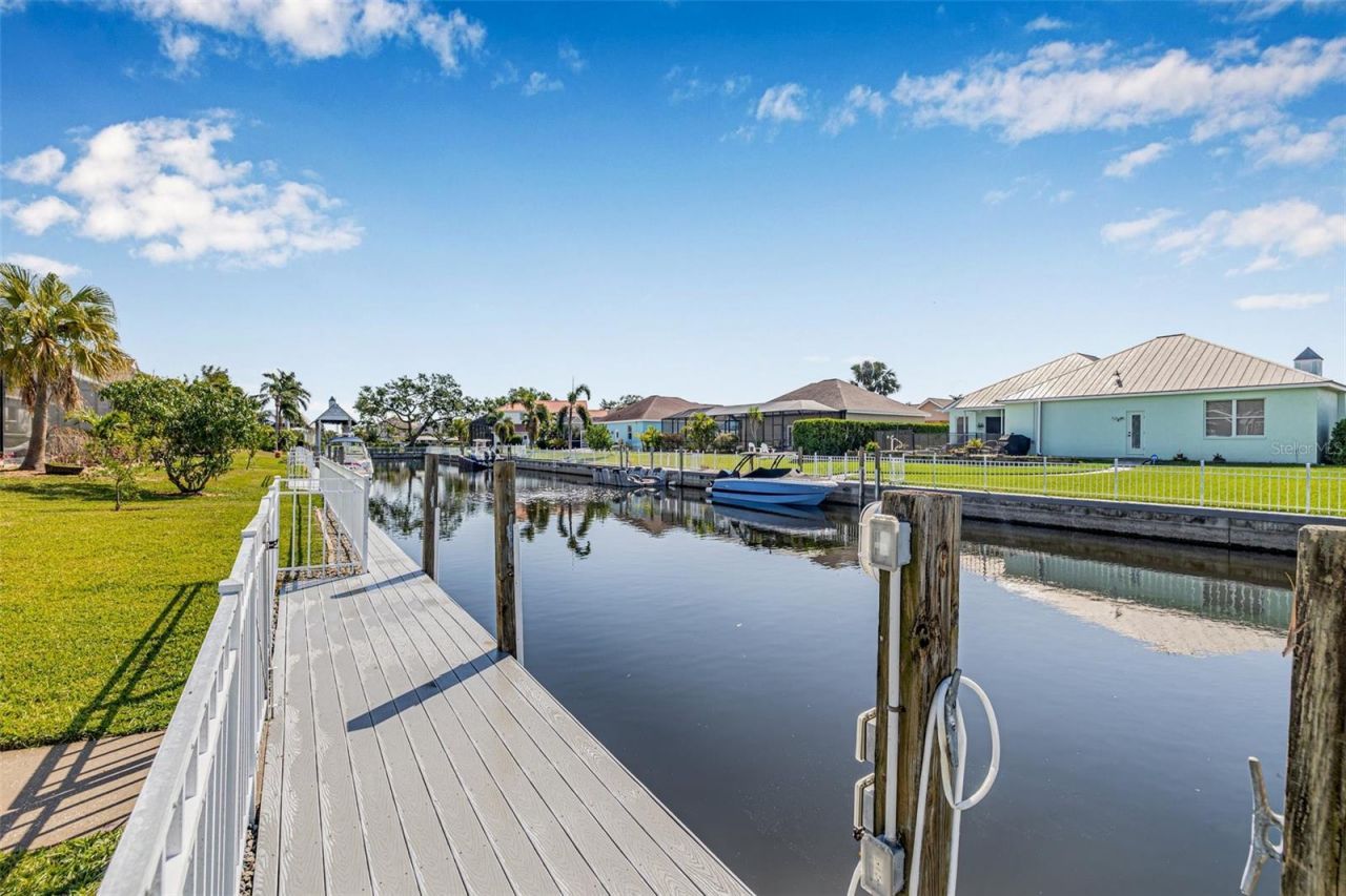 4612 Barracuda Drive, Bradenton, FL 34208 Photo