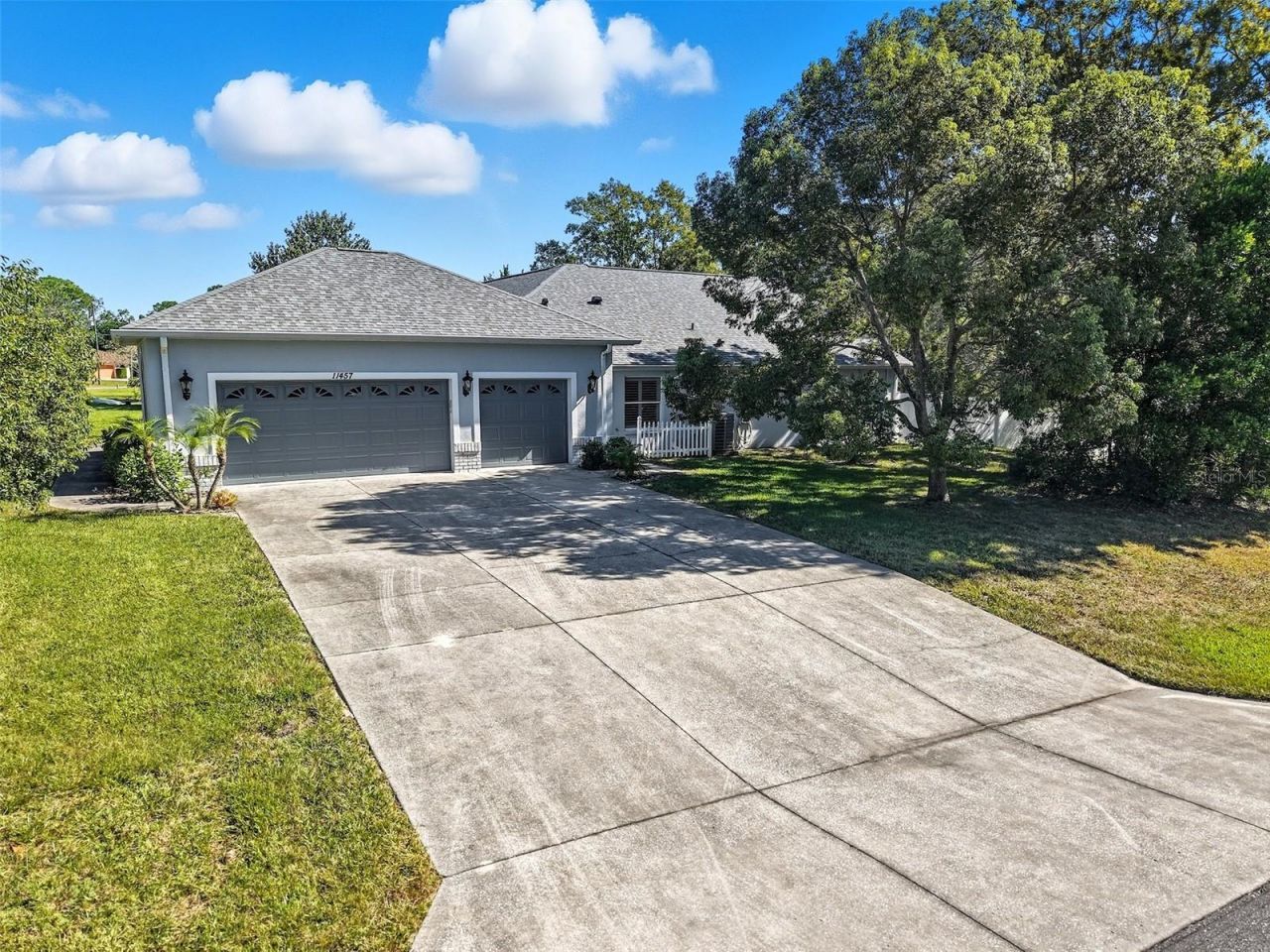 11457 Genter Drive, Spring Hill, FL 34609 Photo