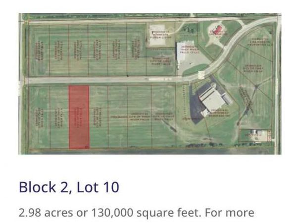 Lot 10, Block 2 Greenwood Street W, Thief River Falls, MN 56701