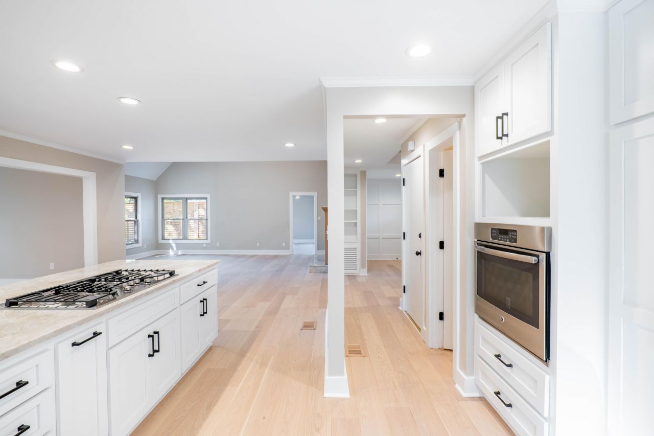 316 Anadale Court Photo 11