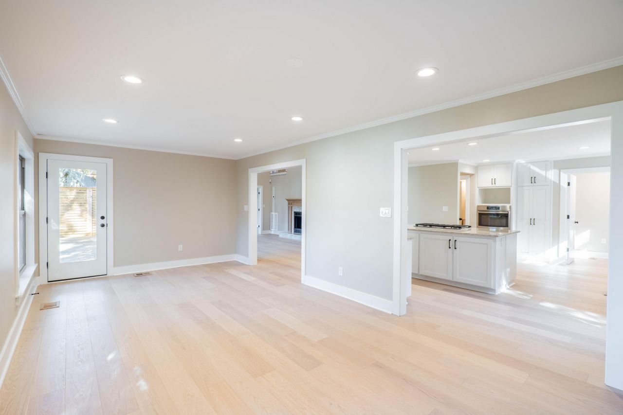 316 Anadale Court Photo 12