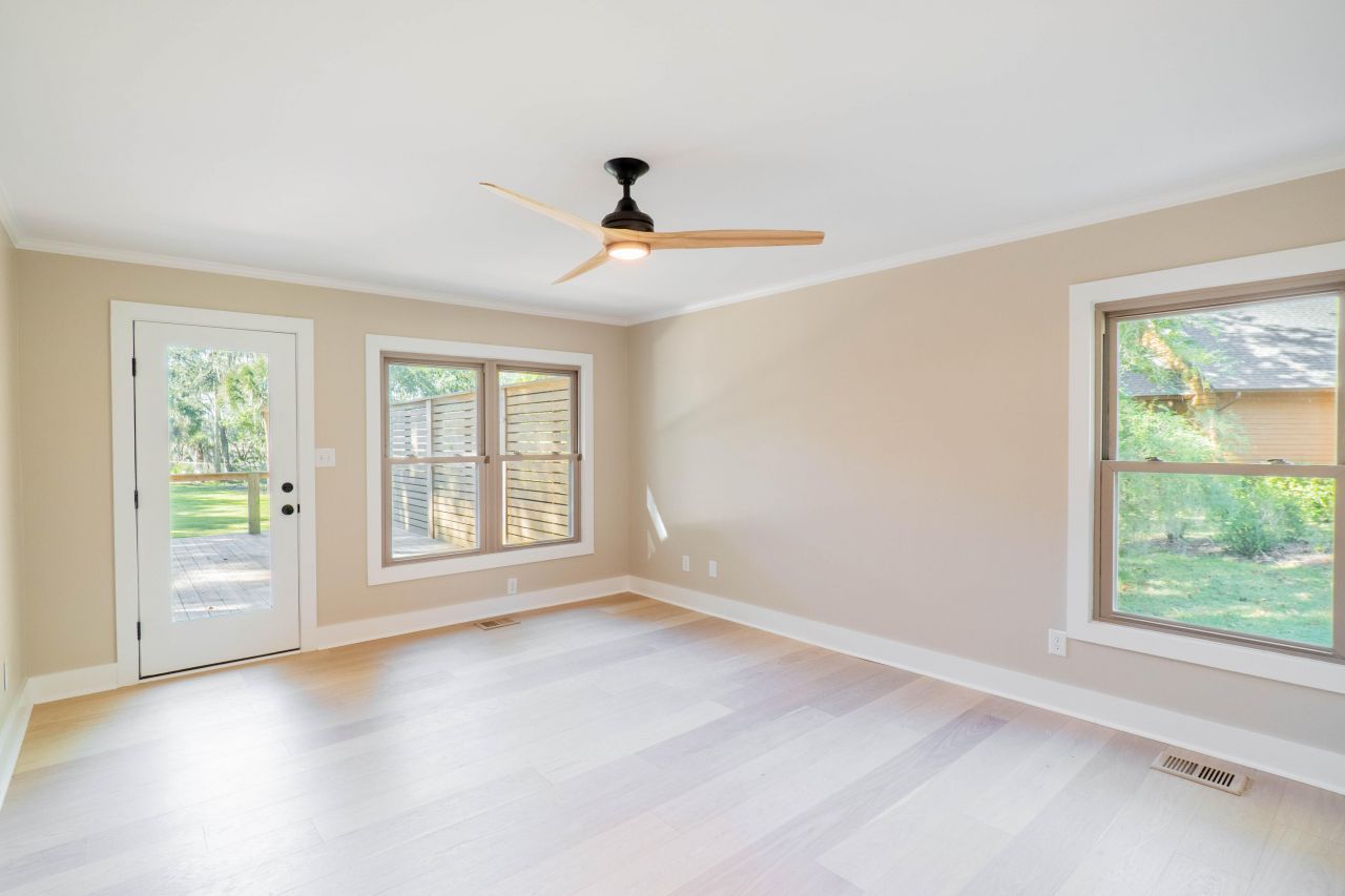 316 Anadale Court Photo 21