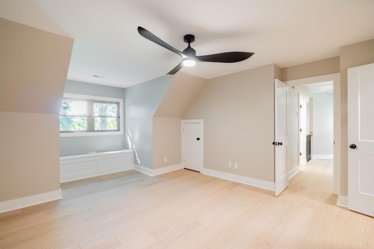 316 Anadale Court Photo 36