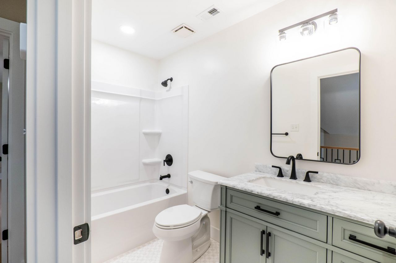 316 Anadale Court Photo 40