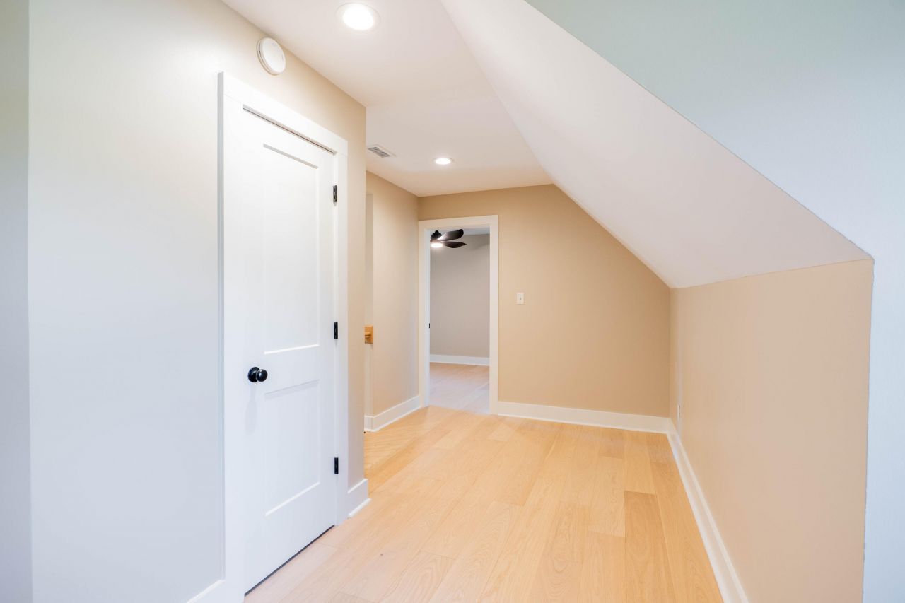 316 Anadale Court Photo 41