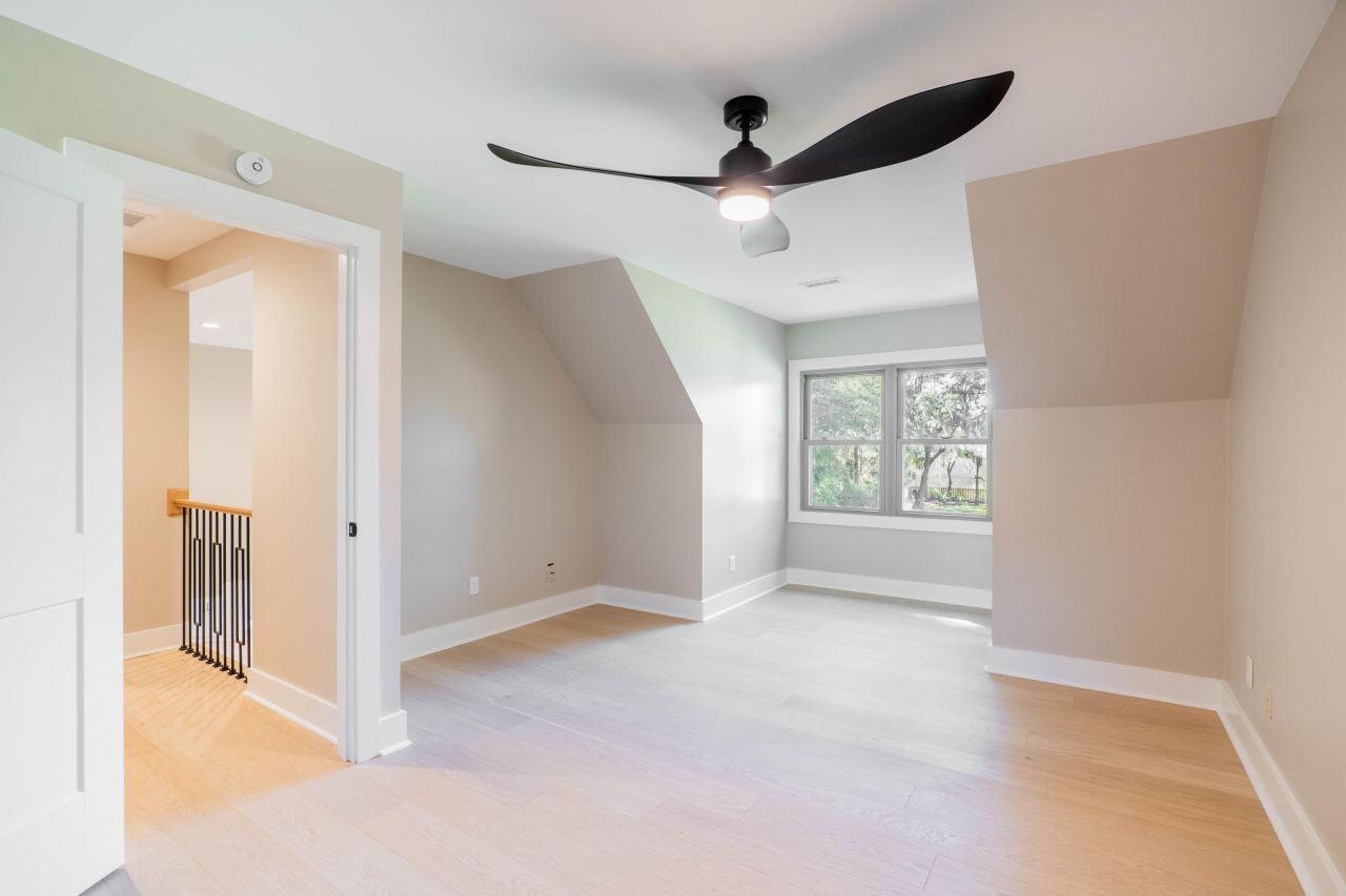 316 Anadale Court Photo 44