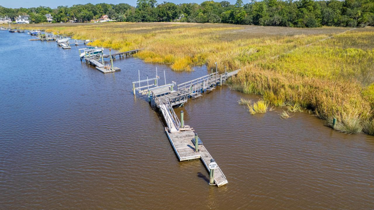 316 Anadale Court Photo 88