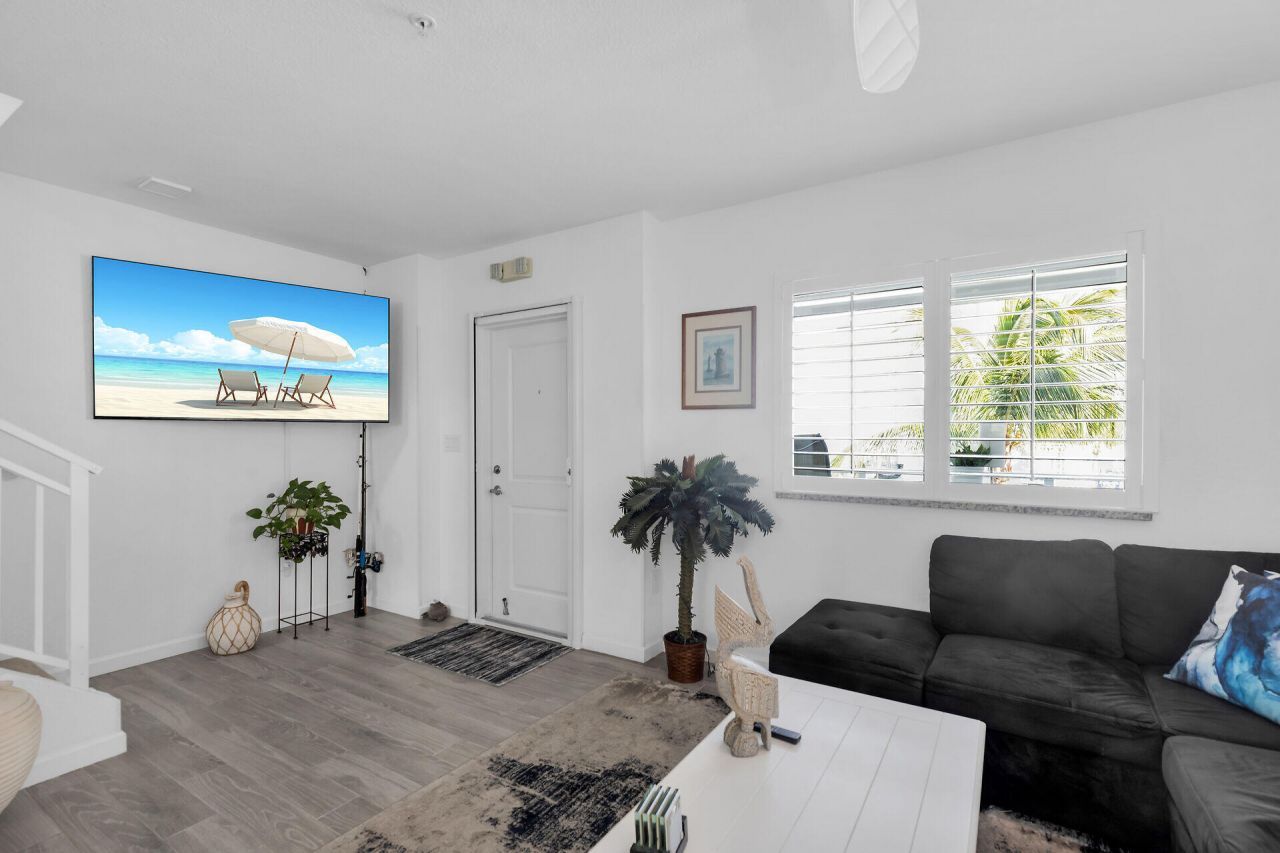 10877 Overseas Highway, Unit 120, Marathon, FL 33050 Photo