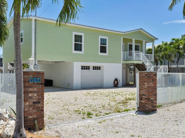 121 Venetian Drive, ISLAMORADA, FL 33036