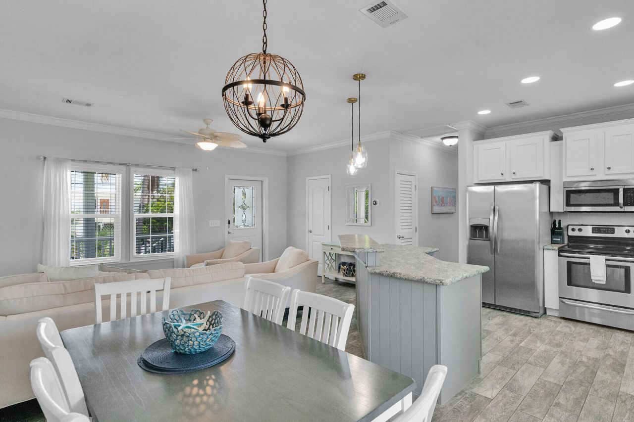 121 Venetian Drive, Islamorada, FL 33036 Photo