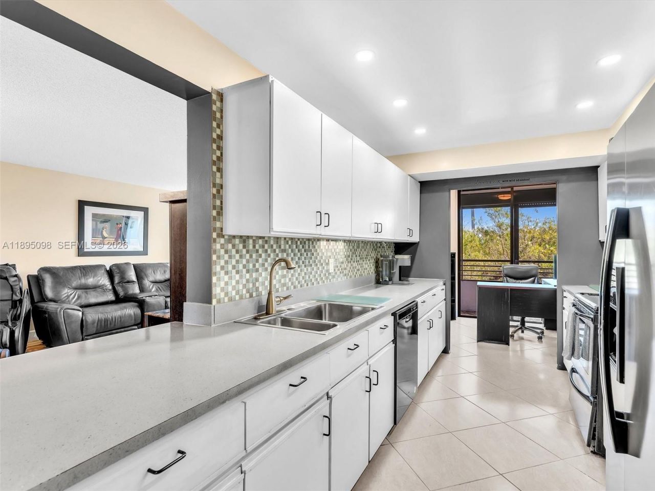 1400 Sheridan St, Unit 24J, Hollywood, FL 33020 Photo