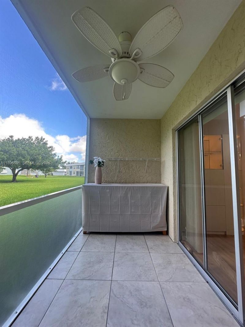 9848 Marina Blvd, Unit 811, Boca Raton, FL 33428 Photo