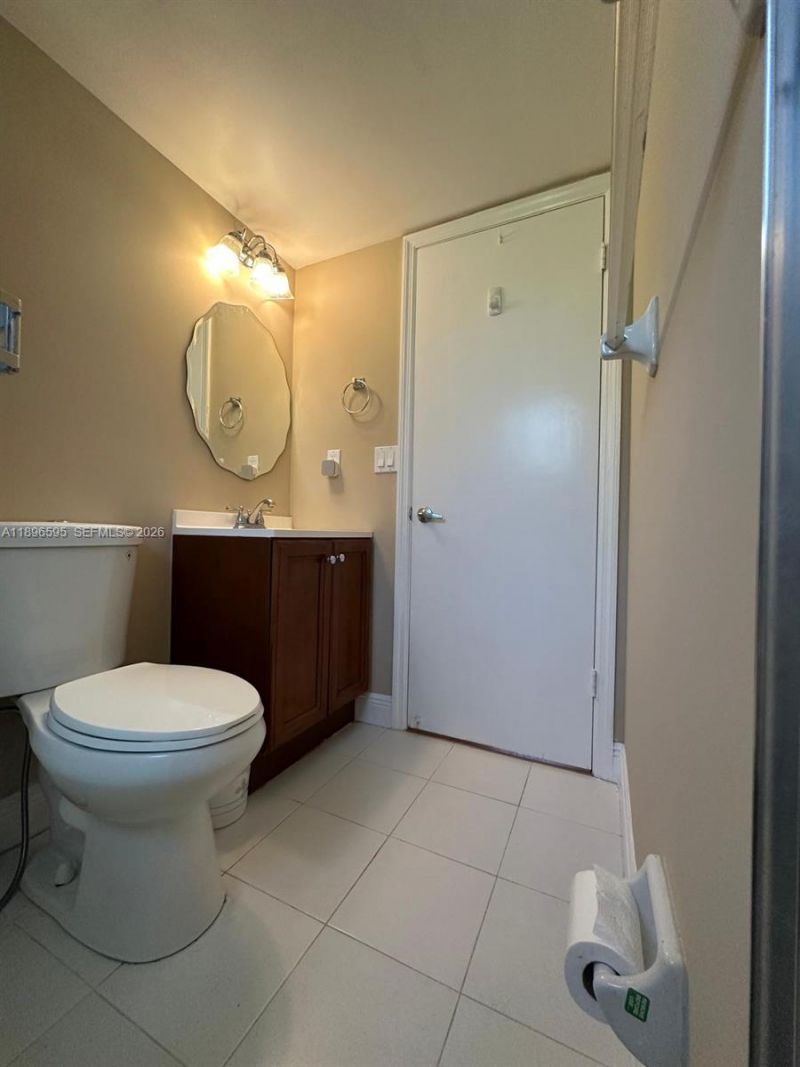 9848 Marina Blvd, Unit 811, Boca Raton, FL 33428 Photo