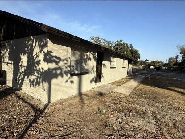 5202 N 45TH STREET, TAMPA, FL 33610