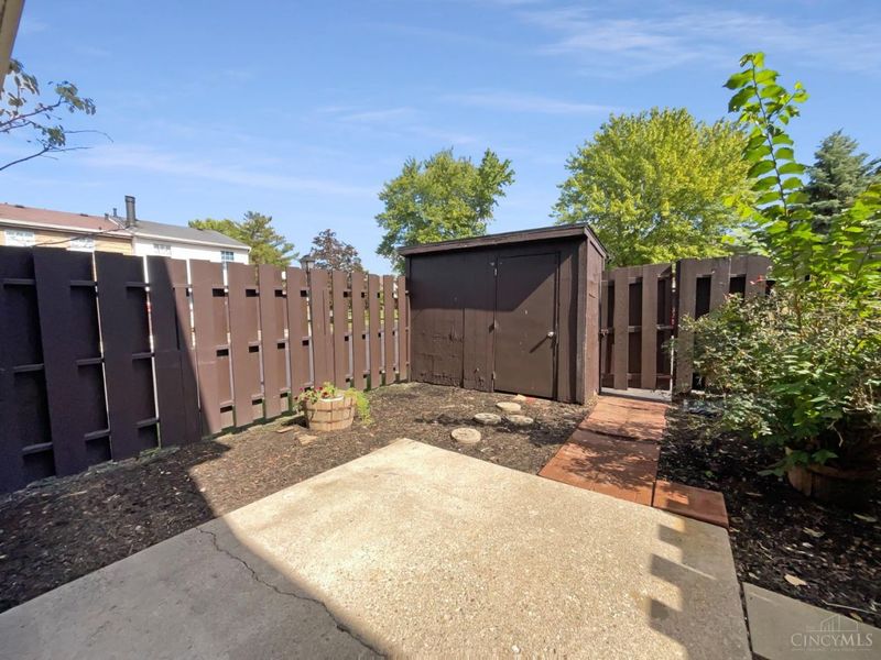 3364 Amberway Court, Unit 45, Colerain Township, OH 45251 Photo 27