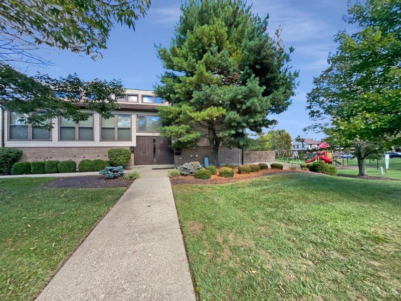 3364 Amberway Court, Unit 45, Colerain Township, OH 45251 Photo 29