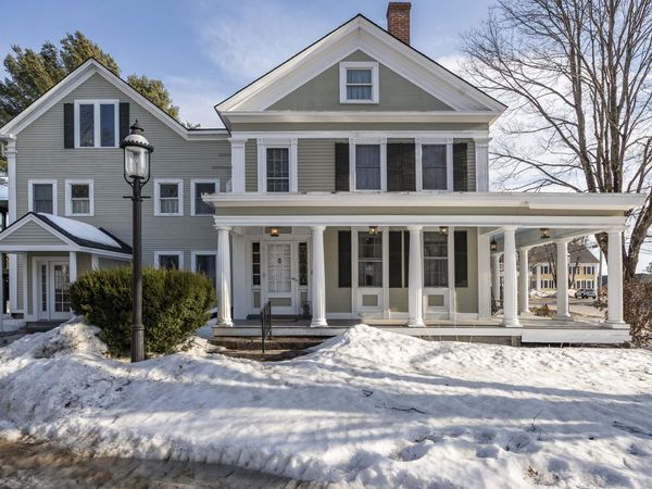 22 Broad Street, Bethel, ME 04217