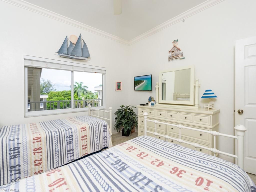 255 Periwinkle Way, Unit 6-C, Sanibel, FL 33957 Photo