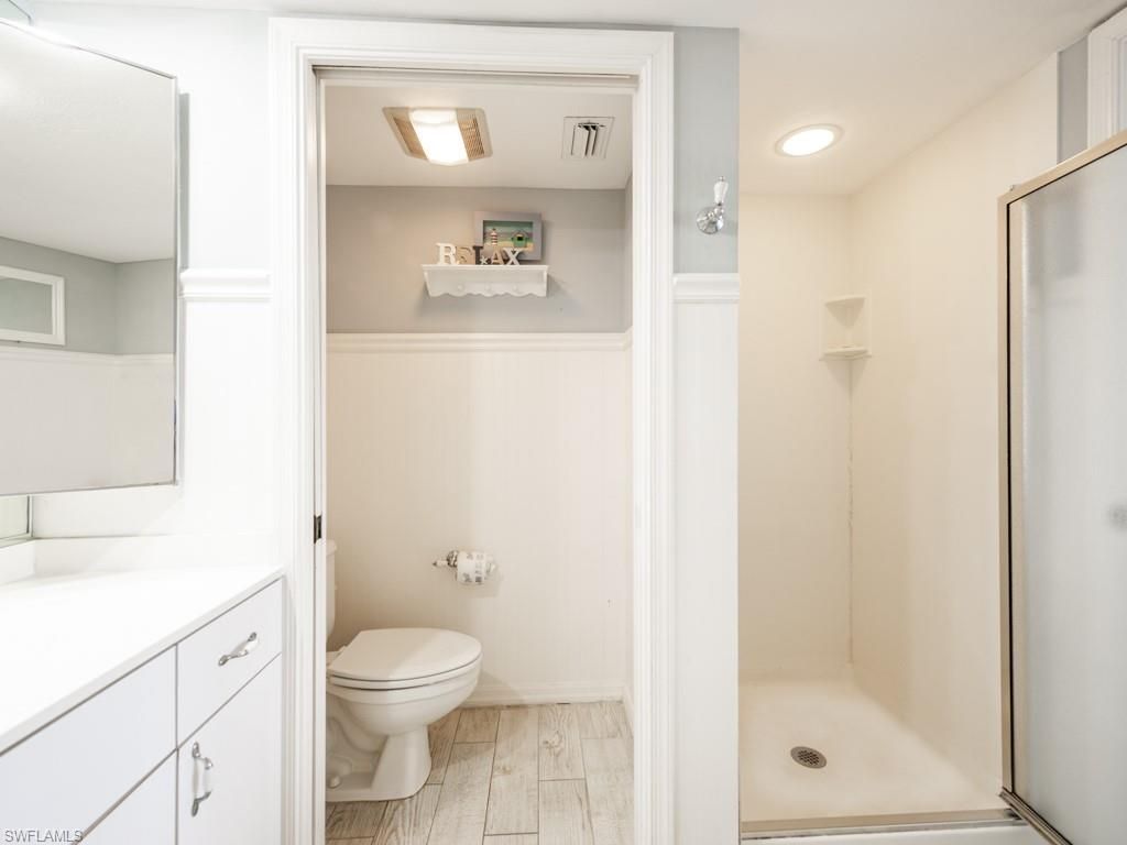 255 Periwinkle Way, Unit 6-C, Sanibel, FL 33957 Photo