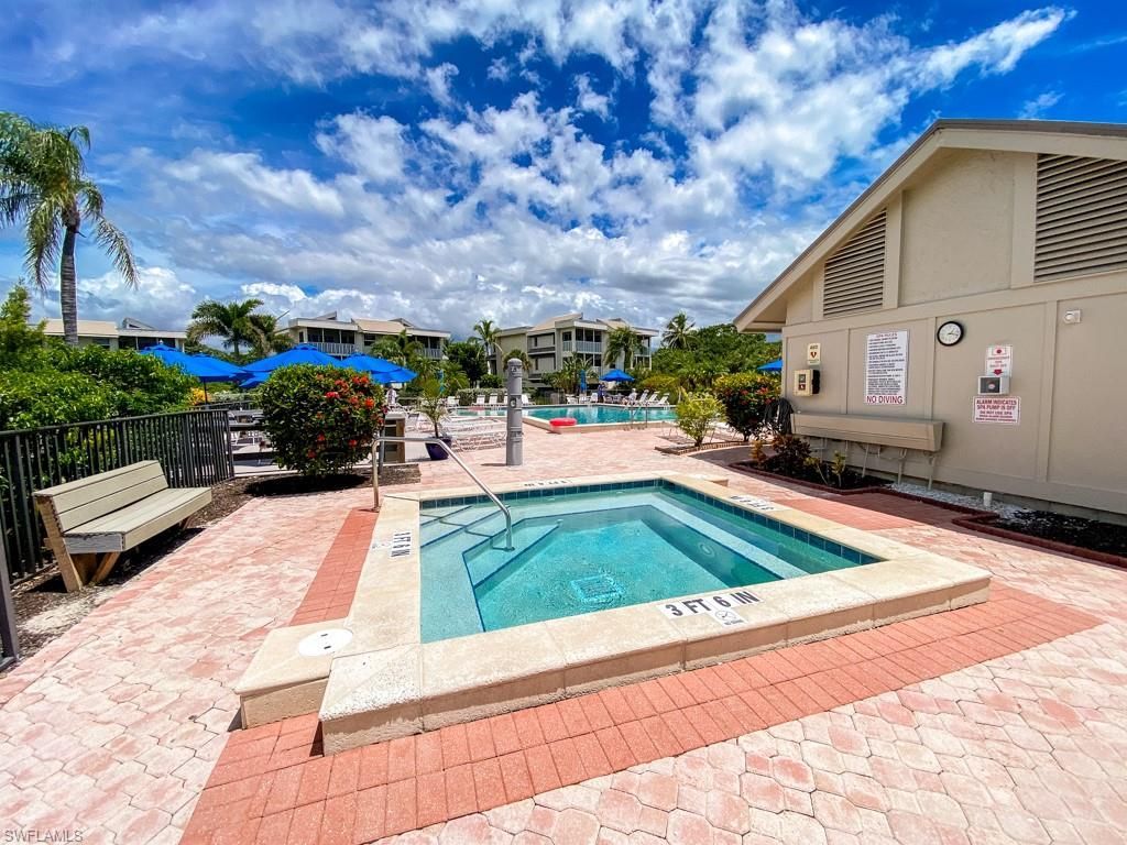 255 Periwinkle Way, Unit 6-C, Sanibel, FL 33957 Photo