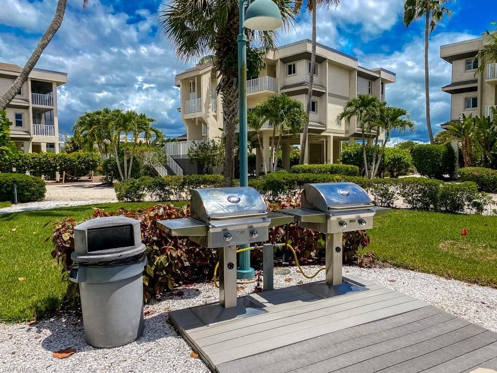 255 Periwinkle Way, Unit 6-C, Sanibel, FL 33957 Photo