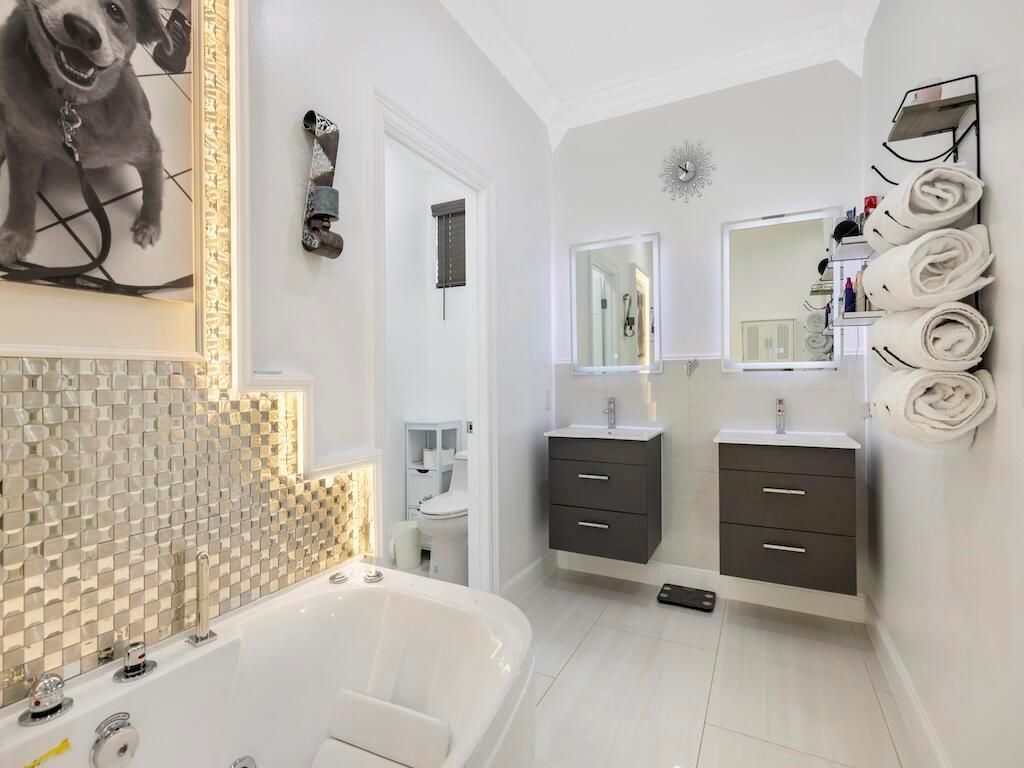 914 SW Mccracken Avenue, Port Saint Lucie, FL 34953 Photo