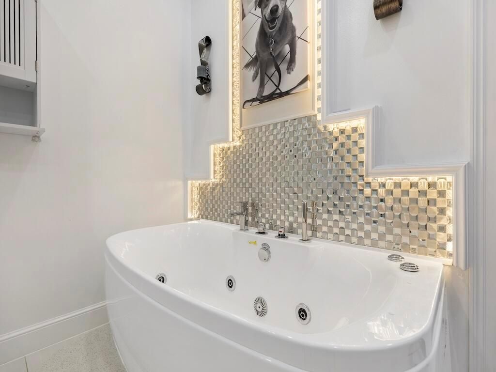 914 SW Mccracken Avenue, Port Saint Lucie, FL 34953 Photo