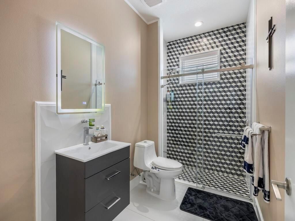 914 SW Mccracken Avenue, Port Saint Lucie, FL 34953 Photo