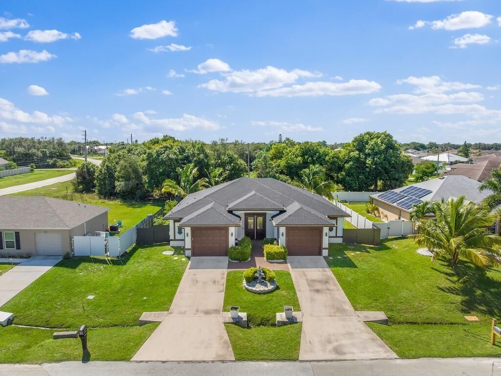 914 SW Mccracken Avenue, Port Saint Lucie, FL 34953 Photo