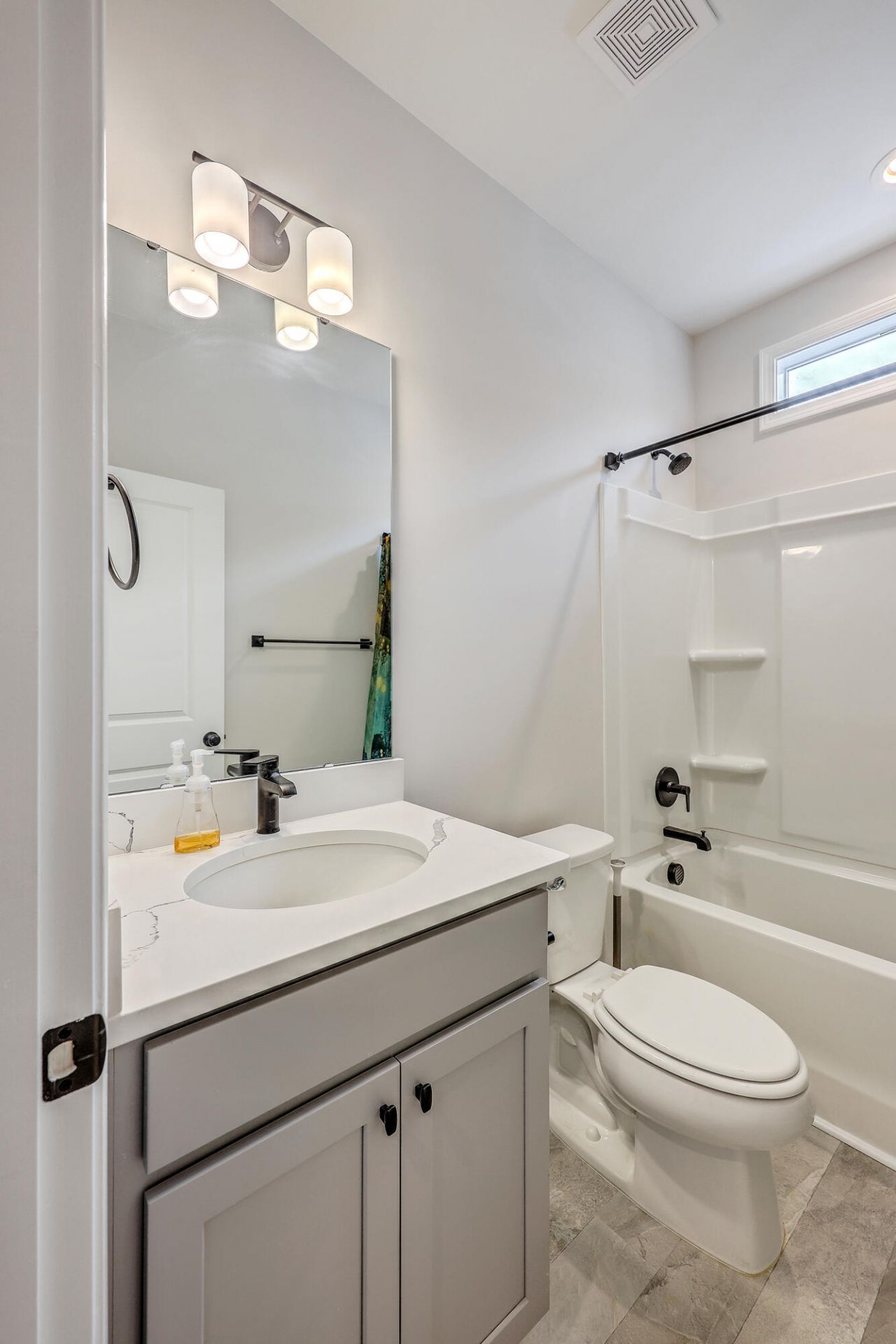 159 Hawthorne Landing Drive Photo 26