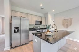 159 Hawthorne Landing Drive photo 4