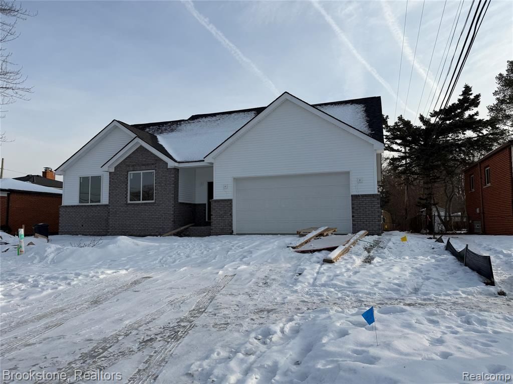 32930 Chalfonte Drive, Warren, MI 48092 Main Photo