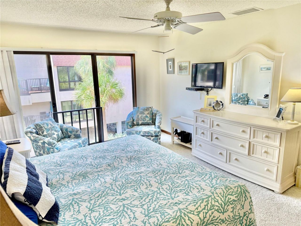 5808 Gulf Drive, Unit 203, Holmes Beach, FL 34217 Photo