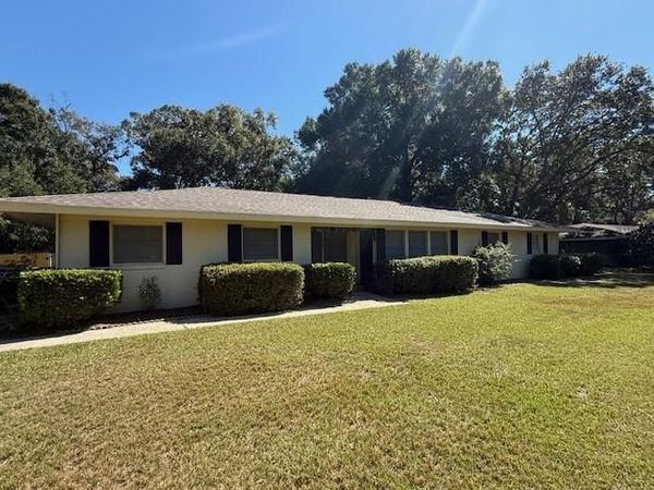 3105 Demetropolis Road, Mobile, AL 36693