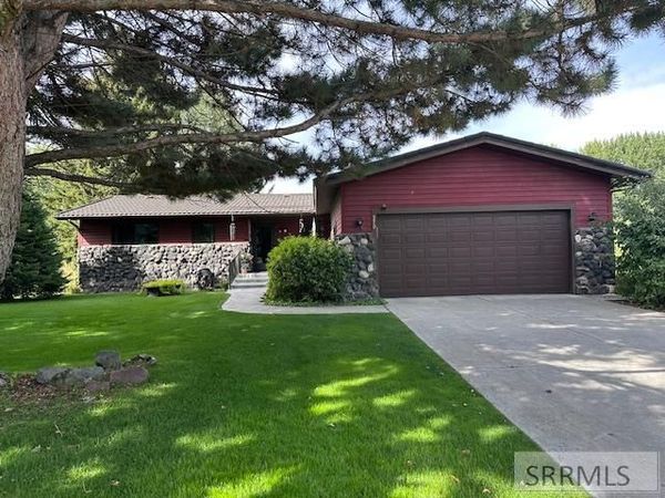 370 S Amy Lane, IDAHO FALLS, ID 83401