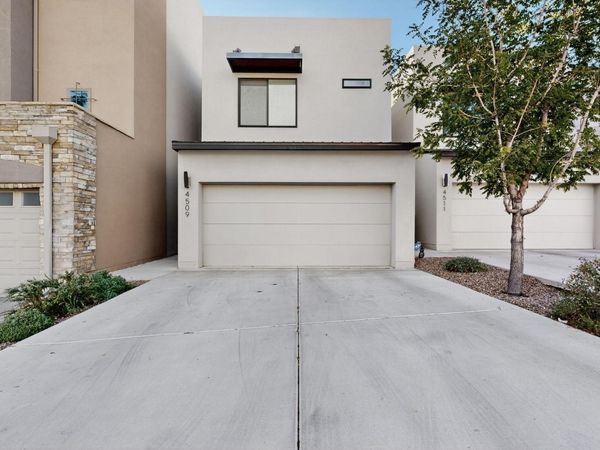 4509 Villa Loma Lane NE, Albuquerque, NM 87111