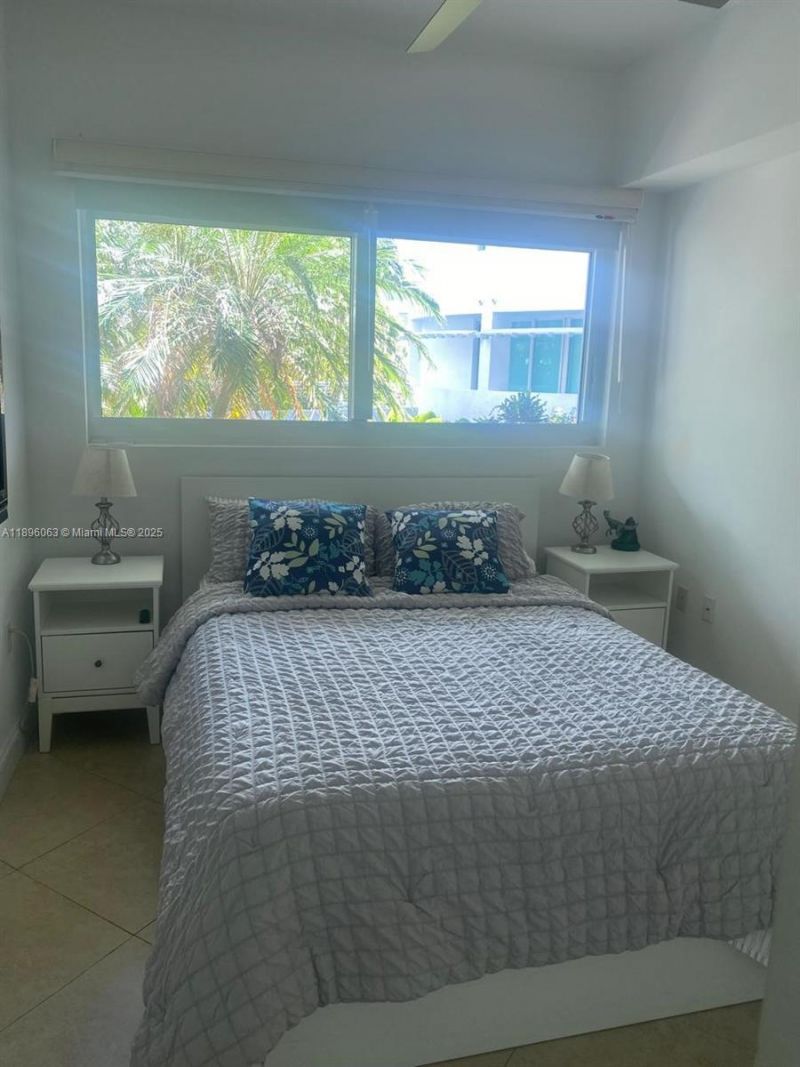 6580 Indian Creek Dr, Unit 206, Miami Beach, FL 33141 Photo