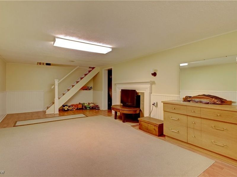 2763 Derbyshire Road, Cleveland, OH 44106 Photo 29