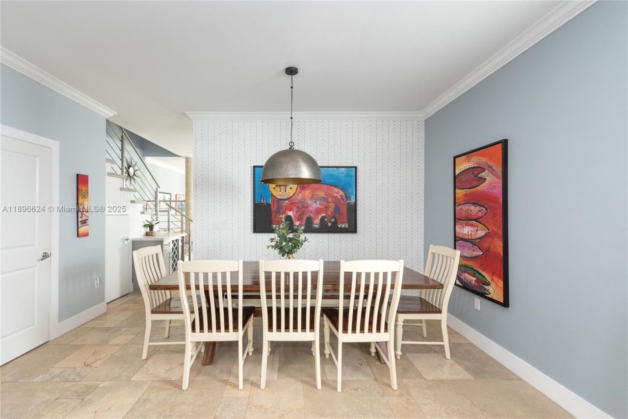 3056 New York St, Unit 3056, Miami, FL 33133 Photo