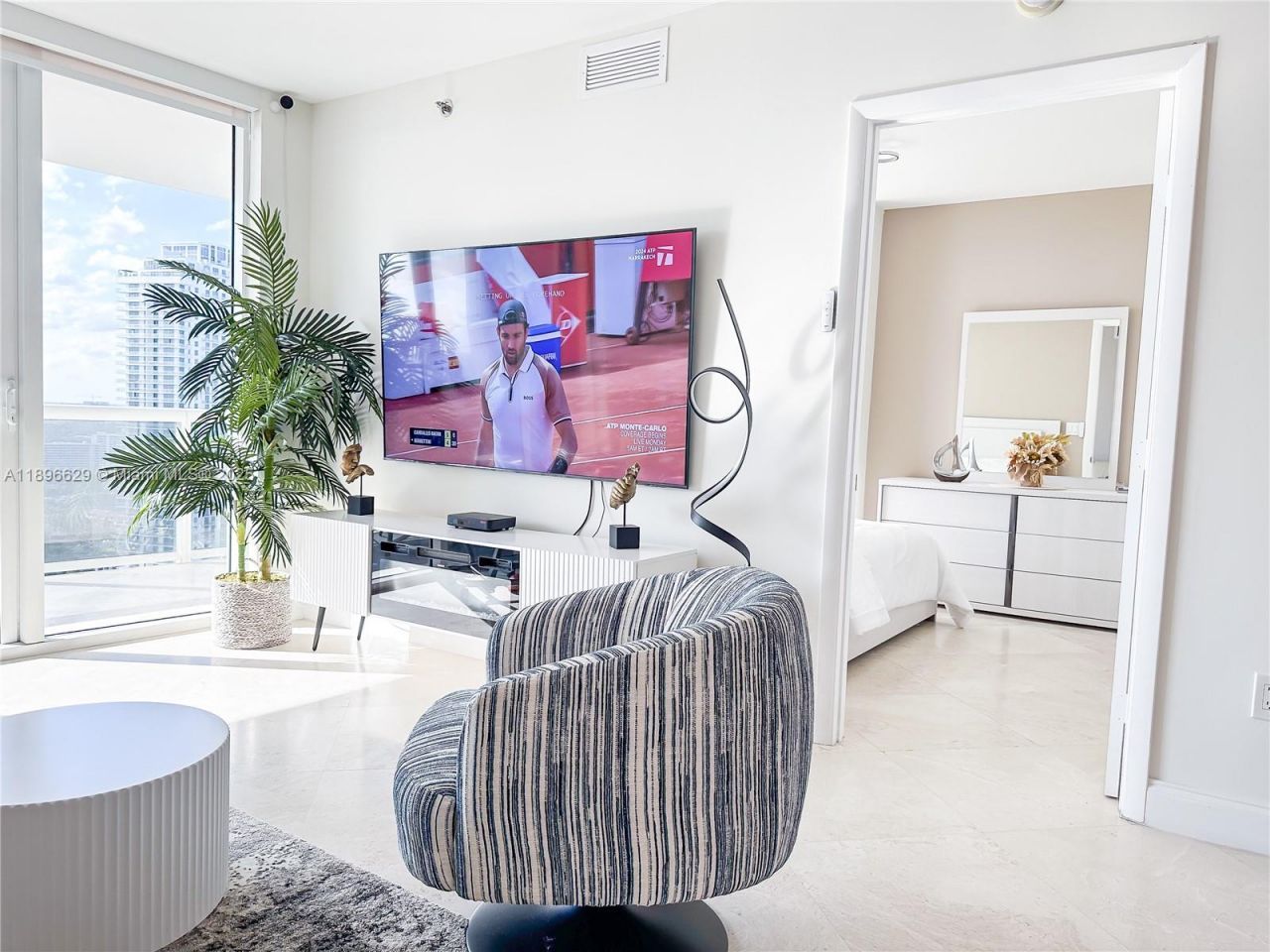 1850 S Ocean Dr, Unit 3308, Hallandale Beach, FL 33009 Photo