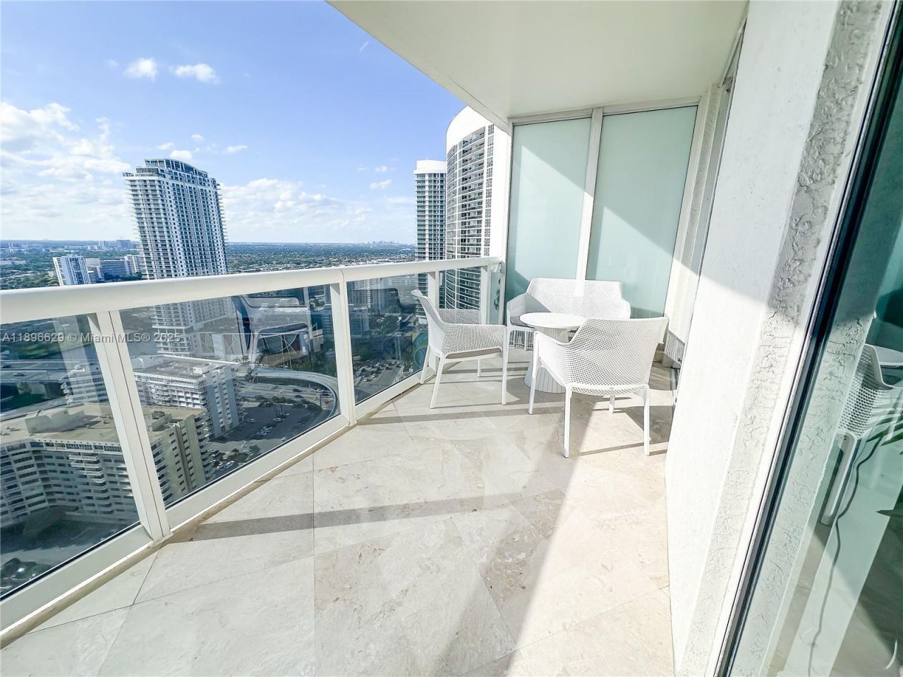 1850 S Ocean Dr, Unit 3308, Hallandale Beach, FL 33009 Photo
