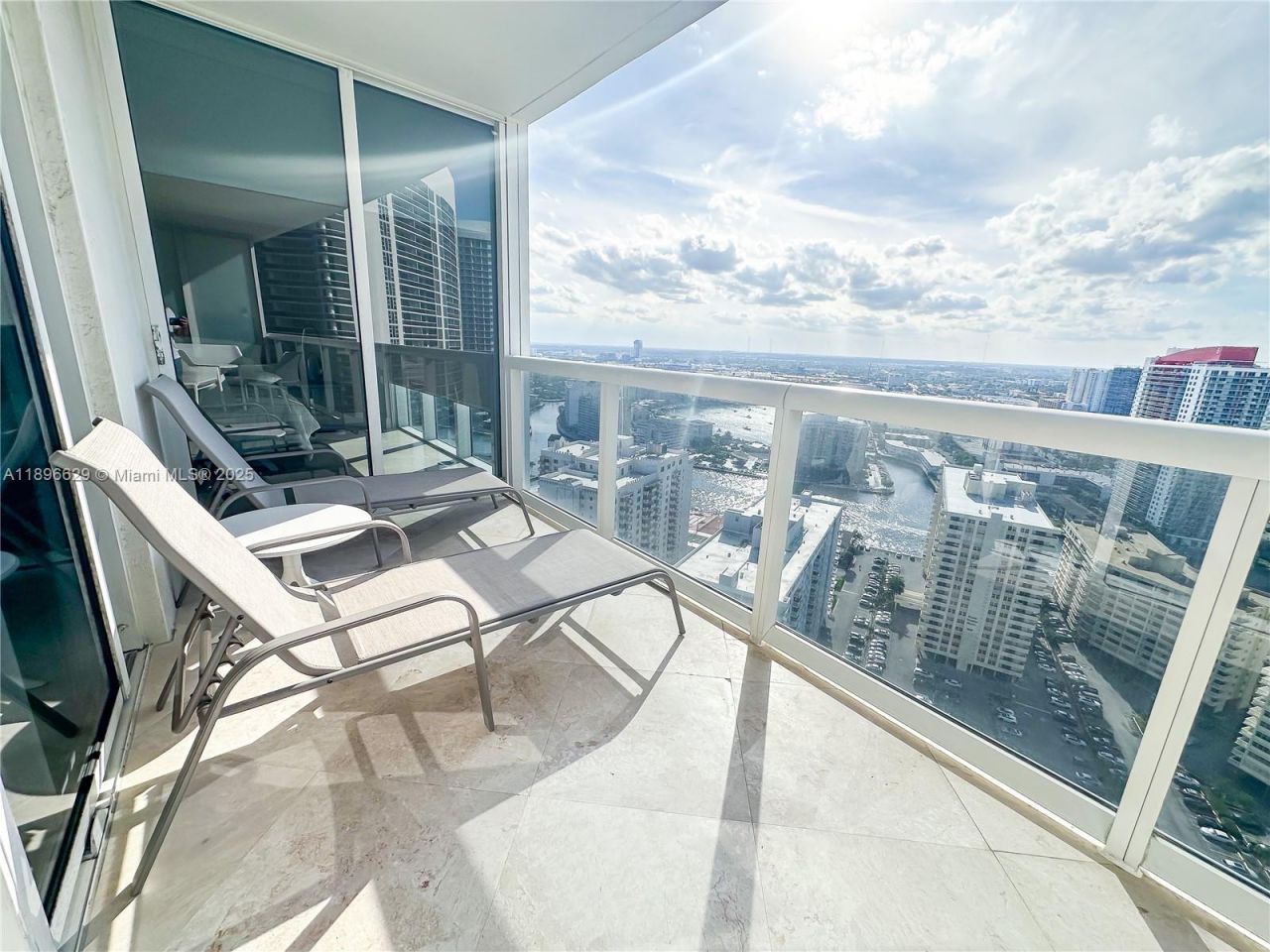 1850 S Ocean Dr, Unit 3308, Hallandale Beach, FL 33009 Photo