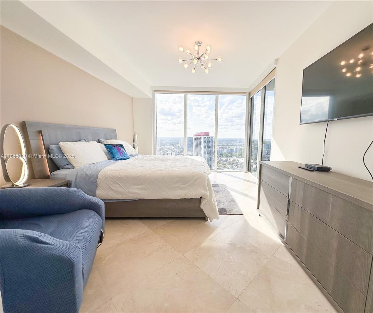 1850 S Ocean Dr, Unit 3308, Hallandale Beach, FL 33009 Photo