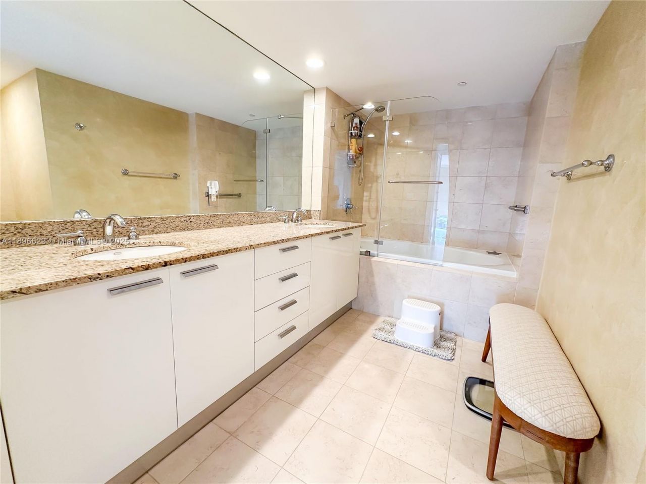 1850 S Ocean Dr, Unit 3308, Hallandale Beach, FL 33009 Photo