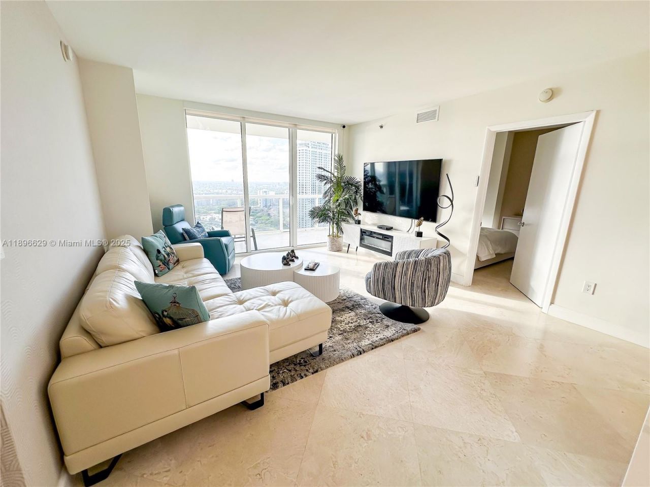 1850 S Ocean Dr, Unit 3308, Hallandale Beach, FL 33009 Photo