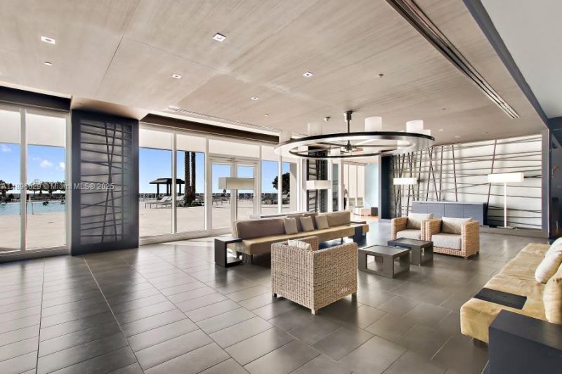 1850 S Ocean Dr, Unit 3308, Hallandale Beach, FL 33009 Photo